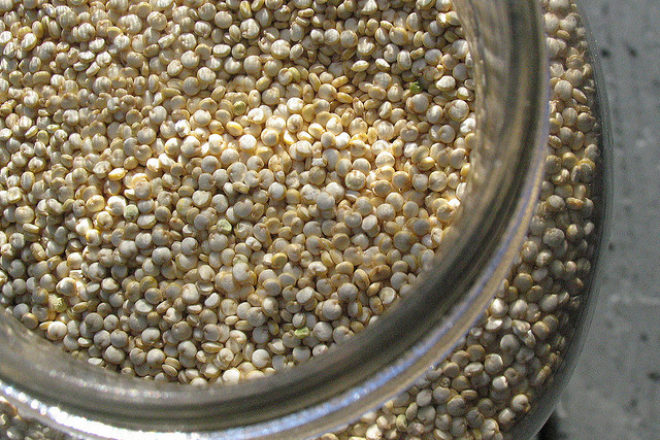 Quinoa cu prune