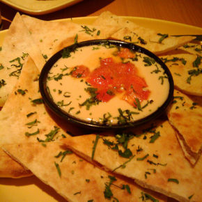 hummus de fasole albă - fasole bătută