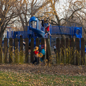 copii sanatosi in parc