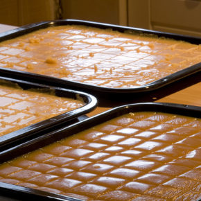 Ciocolată raw cu nucă